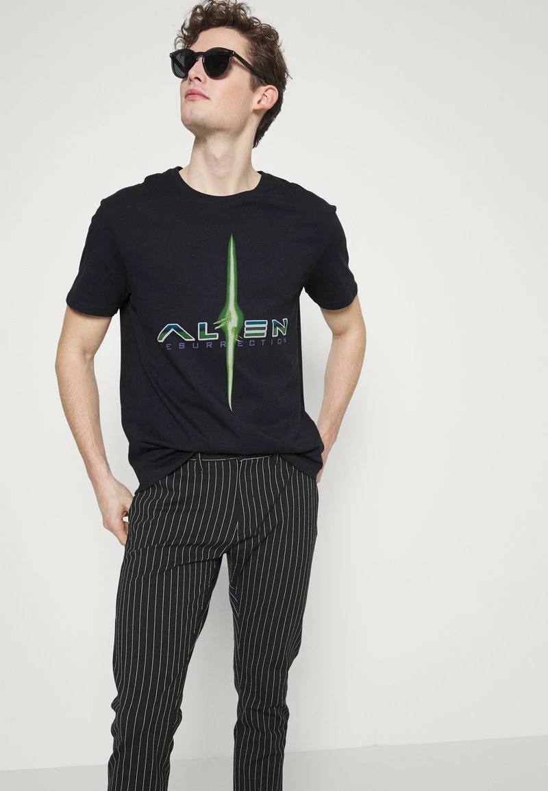 Pier One Hombre Camiseta Estampada - Black - Imagen 4