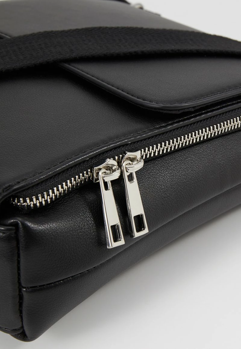 Pier One Hombre Bandolera - Black - Imagen 7