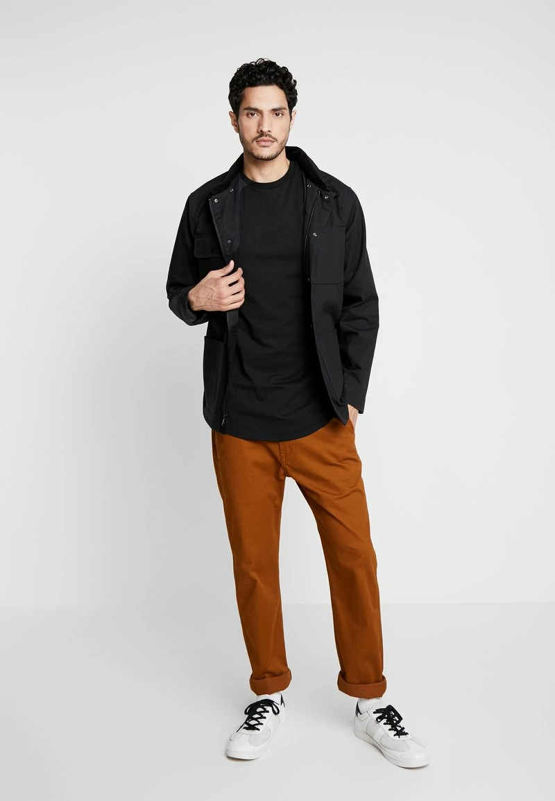 Pier One Hombre Camiseta Básica - Black - Imagen 2