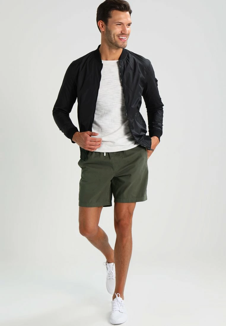 Pier One Hombre Shorts - Khaki - Imagen 2