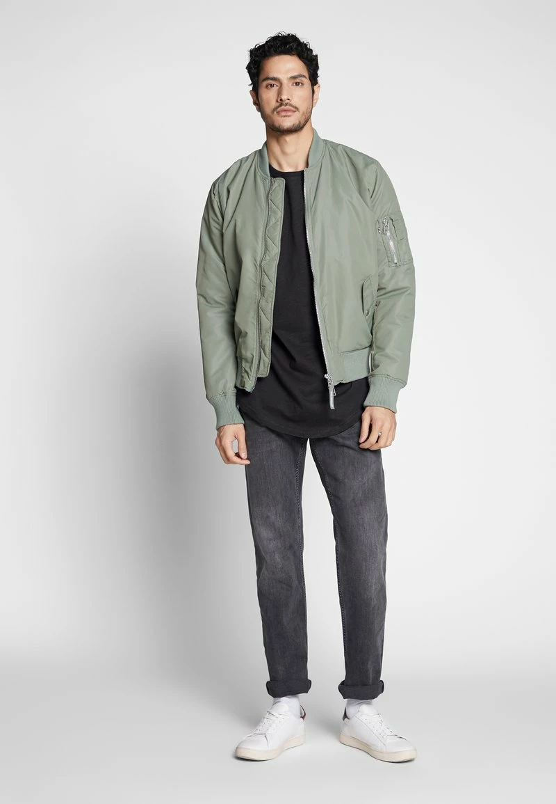 Pier One Hombre Camiseta Básica - Black - Imagen 2