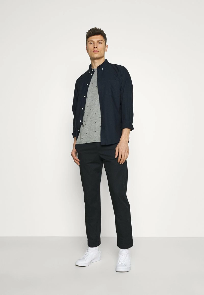 Pier One Hombre Camiseta Estampada - Grey - Imagen 2