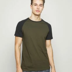 Pier One Hombre Camiseta Básica - Olive