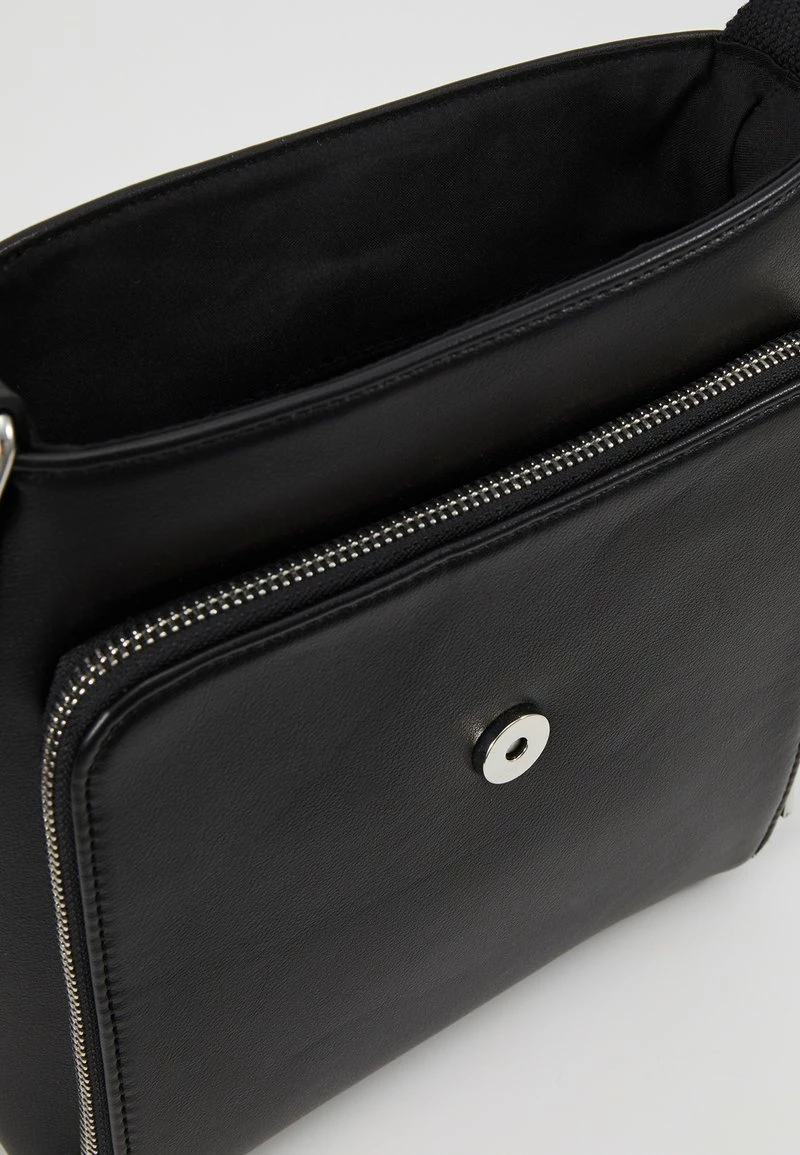 Pier One Hombre Bandolera - Black - Imagen 5