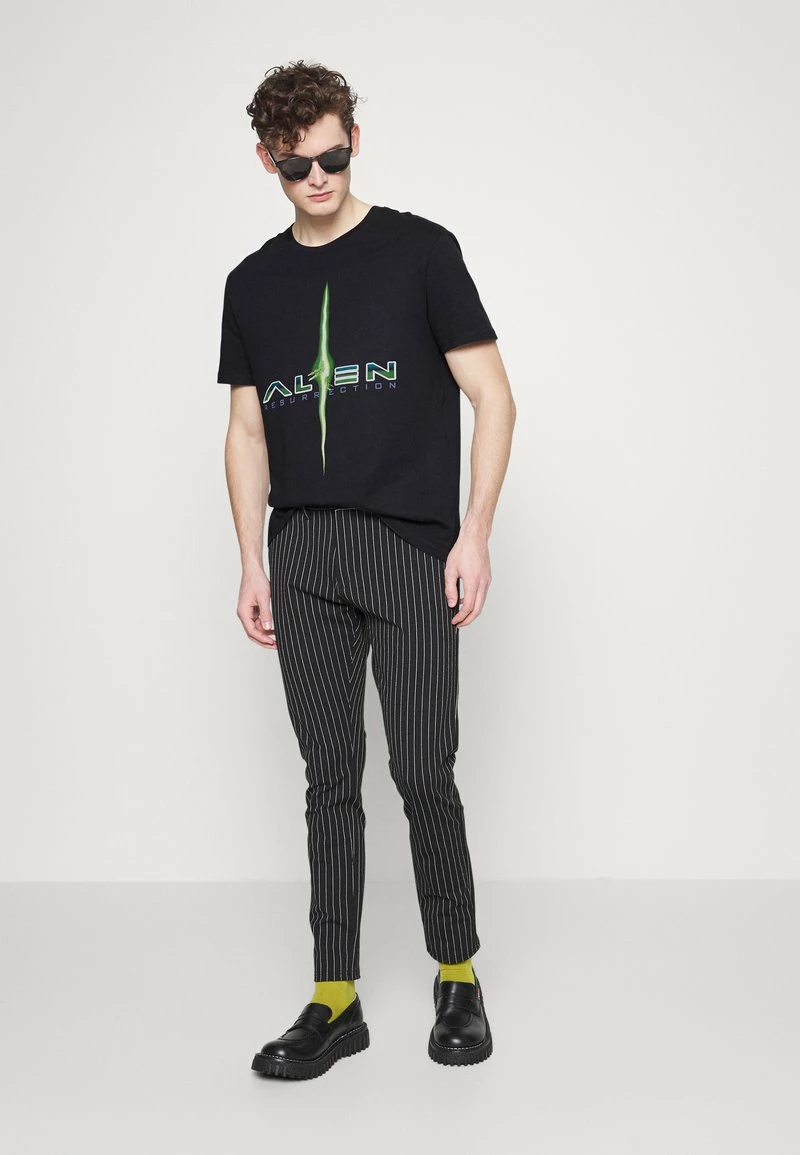 Pier One Hombre Camiseta Estampada - Black - Imagen 2