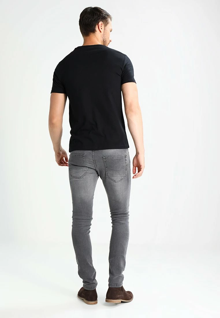 Pier One Hombre Camiseta Básica - Black - Imagen 3