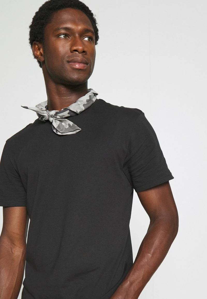 Pier One Hombre 3 PACK - Camiseta Básica - Black/mottled Dark Grey/bordeaux - Imagen 6