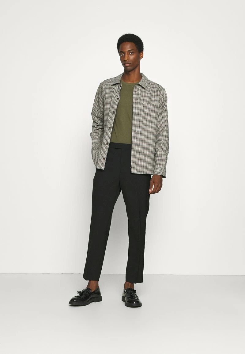 Pier One Hombre 3 PACK - Camiseta De Manga Larga - Black/dark Grey/olive