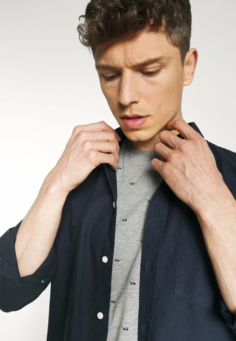 Pier One Hombre Camiseta Estampada - Grey - Imagen 4