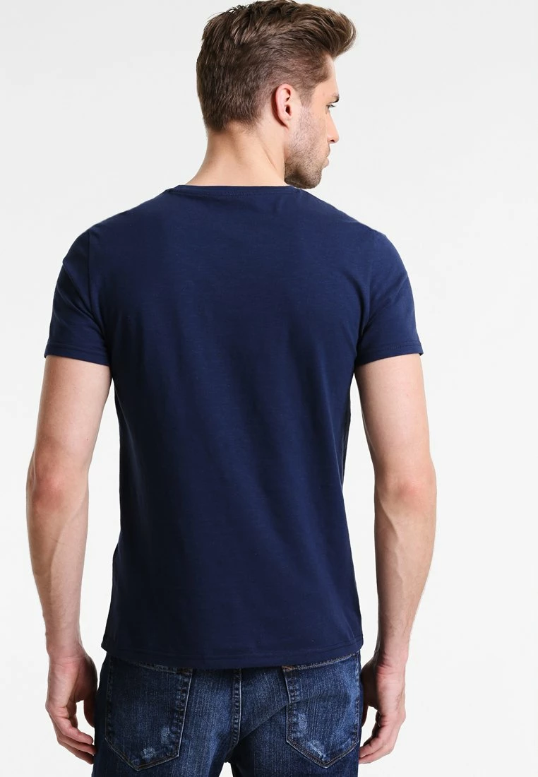 Pier One Camiseta Estampada - Navy, Hombre - Imagen 3
