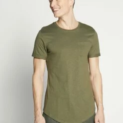 Pier One Hombre Camiseta Básica - Oliv