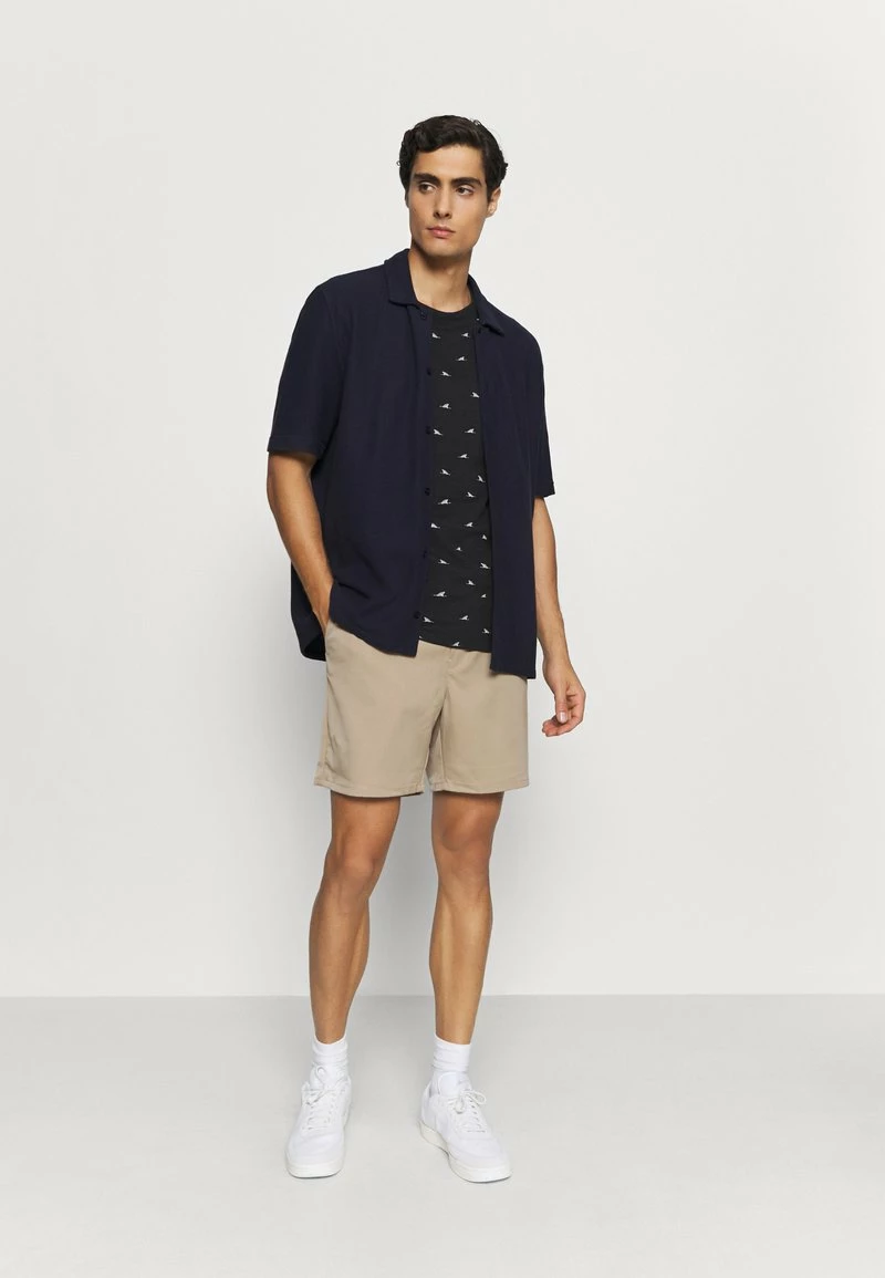 Pier One Hombre Camiseta Estampada - Black - Imagen 2